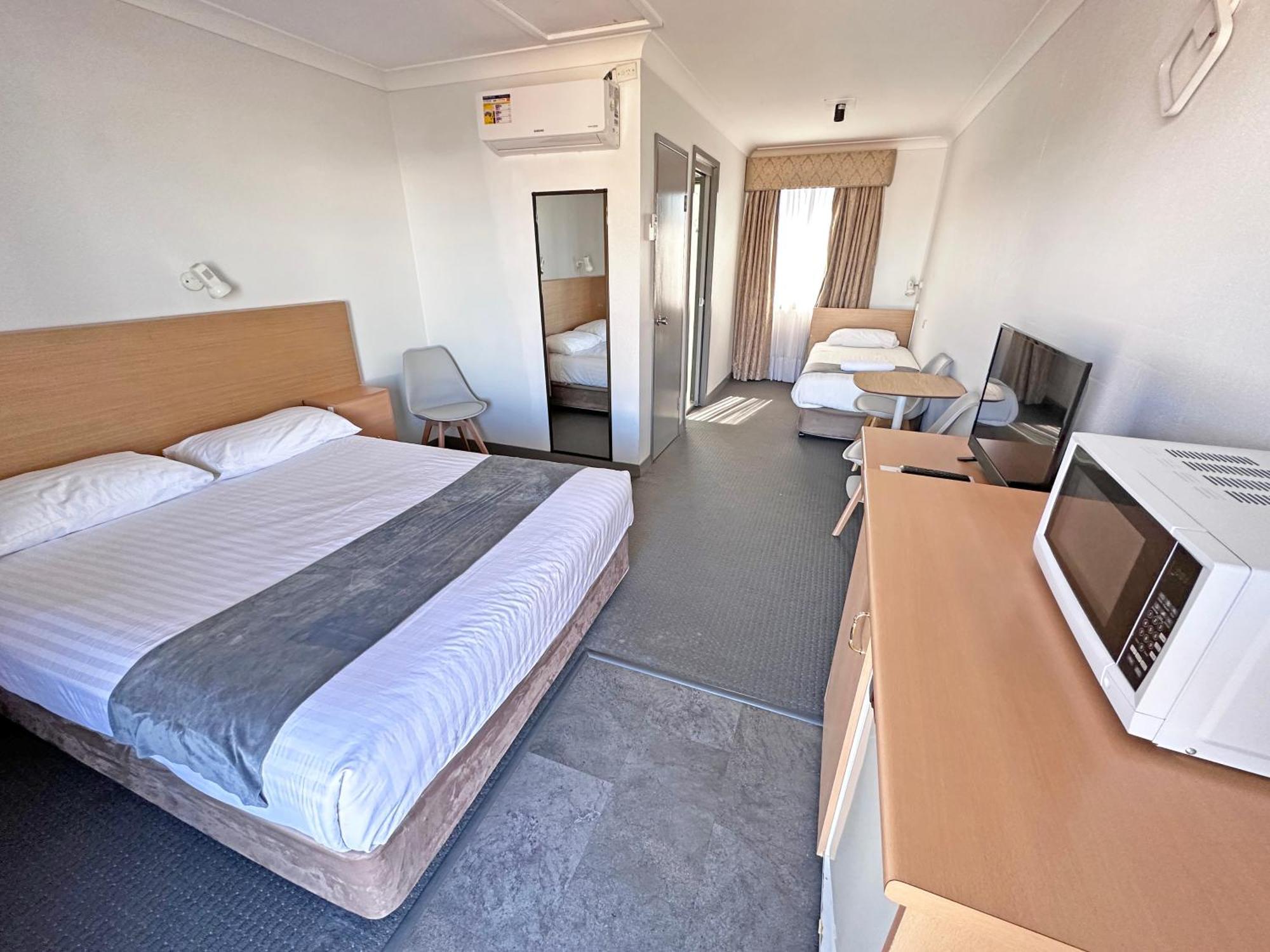 Spa Village Travel Inn Морі Екстер'єр фото